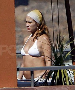 jennifer lopez bikini despues de dar a luz