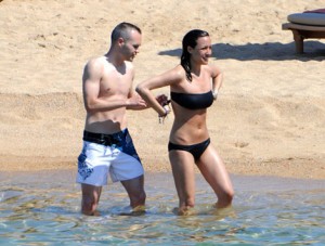 novia iniesta bikini recien parida